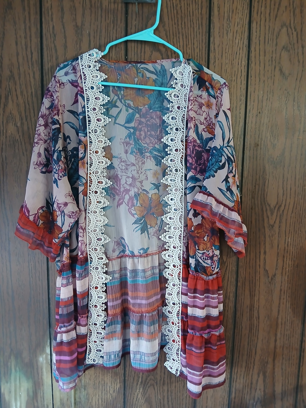 Maurices Plus Size 2 Floral Sheer Kimono in Mauve, Rust, Blue and Cream